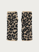 Load image into Gallery viewer, Fraas - Leo Print Handwarmers