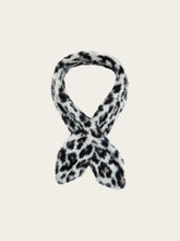 Load image into Gallery viewer, Fraas - Small Loevenich Scarf in Leopard