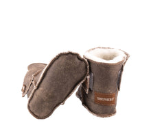 Load image into Gallery viewer, Shepherd - Boras Baby Slippers, Antique Creme