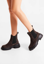 Load image into Gallery viewer, Woden AYAS Suede Chocolate