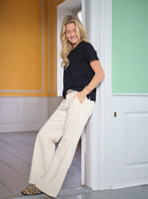 Load image into Gallery viewer, Black Colour CORA corduroy Box Pant