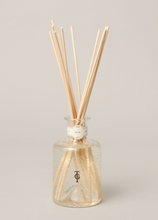 Load image into Gallery viewer, True Grace - Fig Reed Diffuser