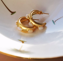 Load image into Gallery viewer, Ashiana- Daphne moonstone hoop