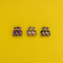 Load image into Gallery viewer, Mimi &amp; Lula Striped Mini Claw Clips

