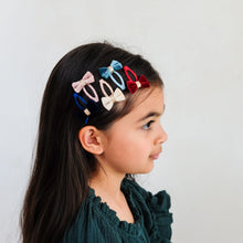 Load image into Gallery viewer, Mimi &amp; Lula - Velvet mini bow clips
