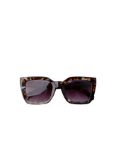 Load image into Gallery viewer, Black Colour Sunglasses
