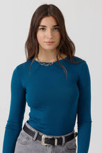 Load image into Gallery viewer, Art Love - Tshirt Cecile
