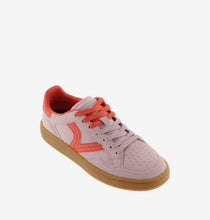 Load image into Gallery viewer, Victoria - Smash Suede Trainer
