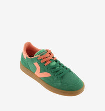 Load image into Gallery viewer, Victoria - Smash Suede Trainer
