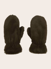 Load image into Gallery viewer, Fraas - Faux Fur Mittens
