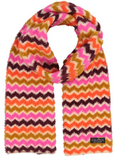 Load image into Gallery viewer, V.FRAAS - Knitted scarf in retro zigzag design
