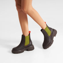 Load image into Gallery viewer, WODEN Aya waterproof chocolate/bambus green
