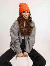 Load image into Gallery viewer, V.FRAAS - Knitted Beanie
