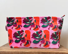 Load image into Gallery viewer, Les Touristes velvet bags

