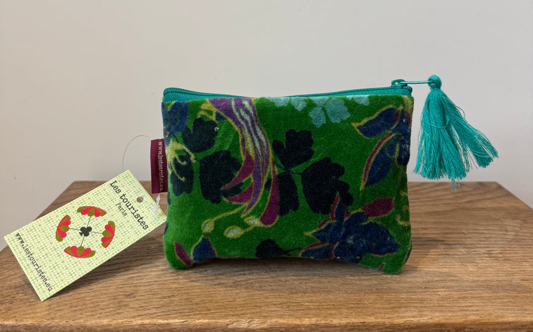 Les Touristes velvet bags
