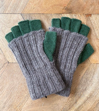 Load image into Gallery viewer, Santacana - Wool Fingerless Gloves
