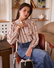 Load image into Gallery viewer, In april 1986 floral stripe blouse T113
