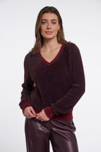 Load image into Gallery viewer, Rino &amp; Pelle - Keath V-neck Jumper
