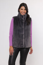 Load image into Gallery viewer, Rino &amp; Pelle - Faux Fur Gilet
