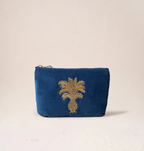 Load image into Gallery viewer, Elizabeth Scarlett - Mini Everyday Pouch
