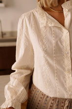 Load image into Gallery viewer, In April 1986 Chemise Molly
