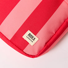 Load image into Gallery viewer, Roka - Bond Cross Body Bag Circus Print
