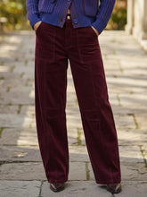 Load image into Gallery viewer, Nooki - Rosie Cord Barrel Jeans
