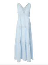 Load image into Gallery viewer, YAS - Anini Dress

