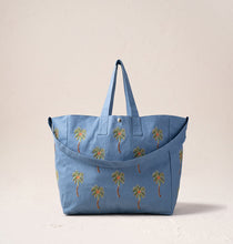 Load image into Gallery viewer, Elizabeth Scarlett - Sunset Palm Carryall
