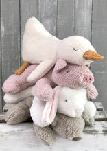 Load image into Gallery viewer, Albetta - Mummy Duck Snuggly Toy
