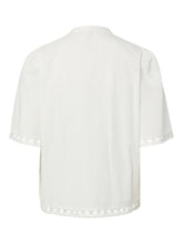 Load image into Gallery viewer, Yas Gunio white blouse
