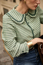 Load image into Gallery viewer, In april 1986 check blouse Q3323
