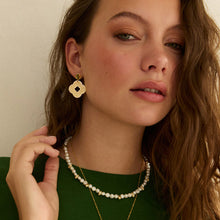 Load image into Gallery viewer, Ashiana - Eivissa Freshwater Pearl Necklace
