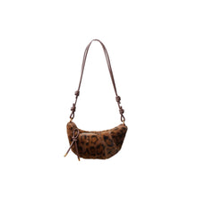Load image into Gallery viewer, Black Colour - Tabina Leo Bag
