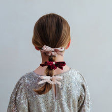 Load image into Gallery viewer, Mimi &amp; Lula - Velvet bow scrunchies
