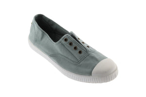 Victoria- Jade Laceless